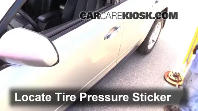 2003 Nissan Murano SE 3.5L V6 Tires & Wheels Check Tire Pressure